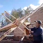 Приспособления для подъема бруса при строительстве дома